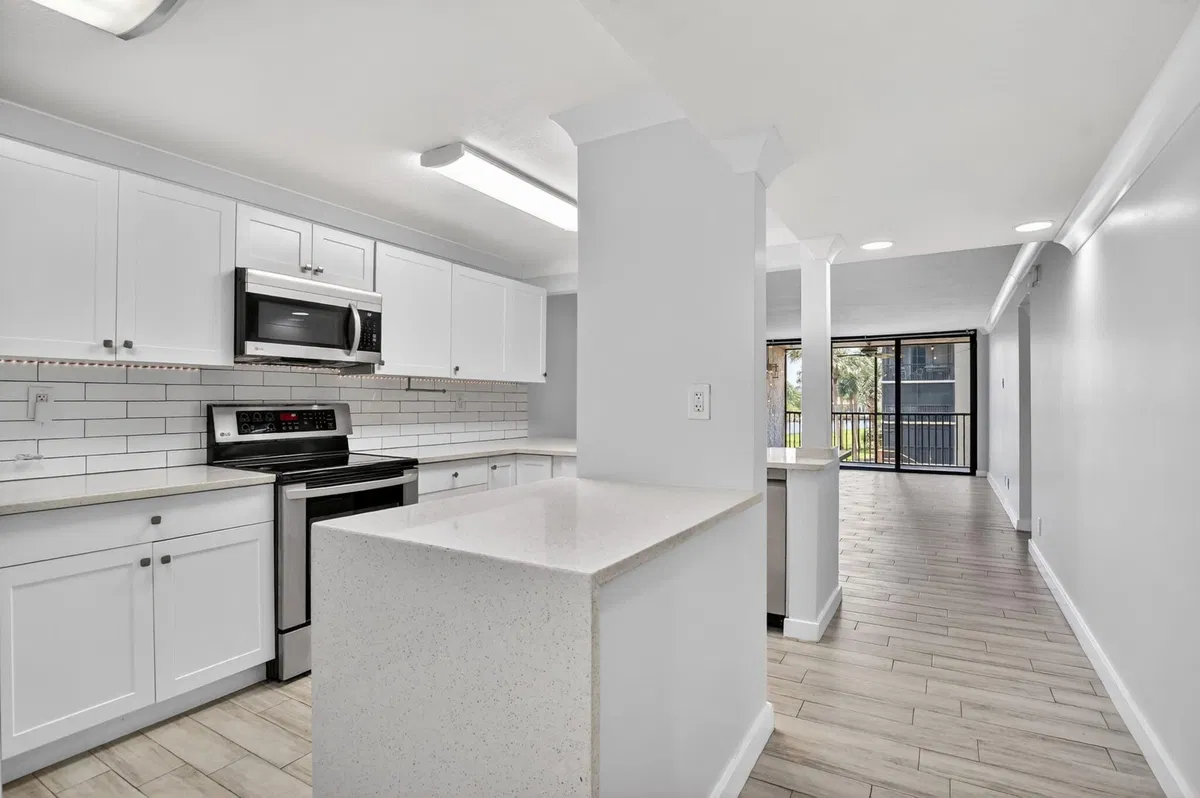 Boca Raton Unit 203 photo 7