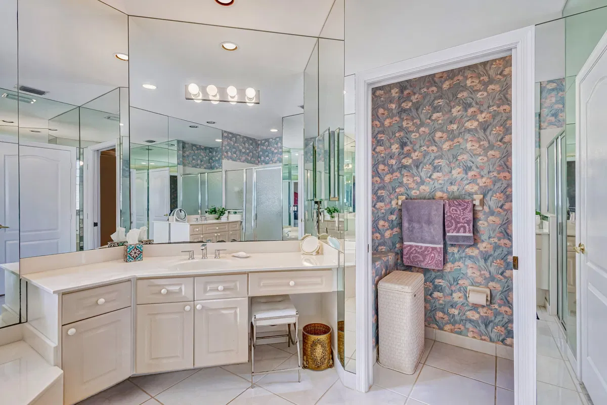PGA National Palm Beach Gardens Residence photo 40