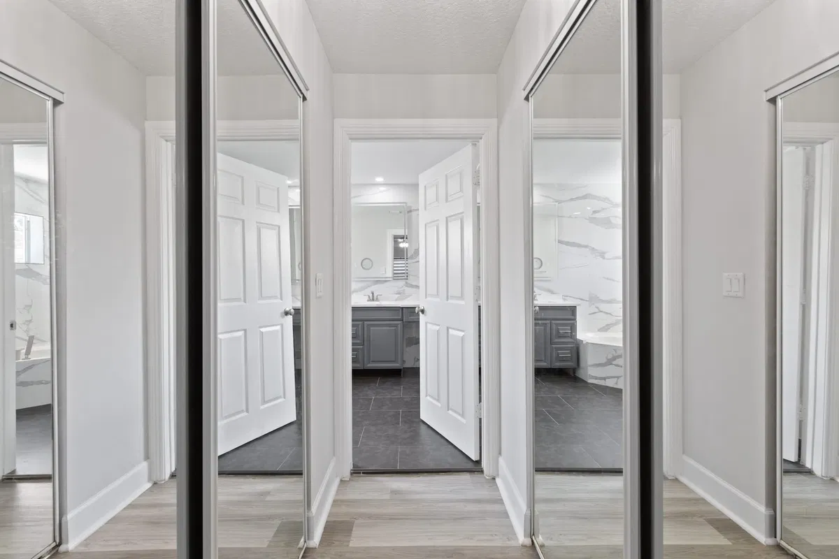 Residence photo 31