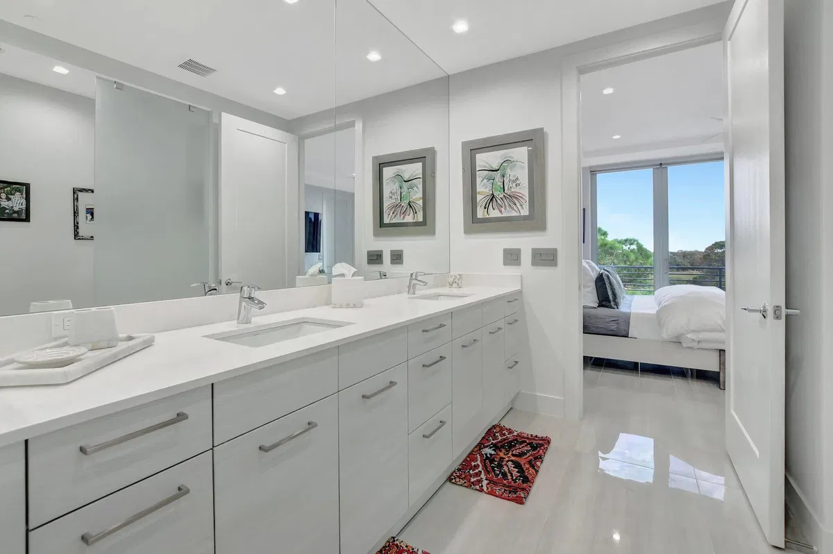 Moderne Boca Residence photo 31