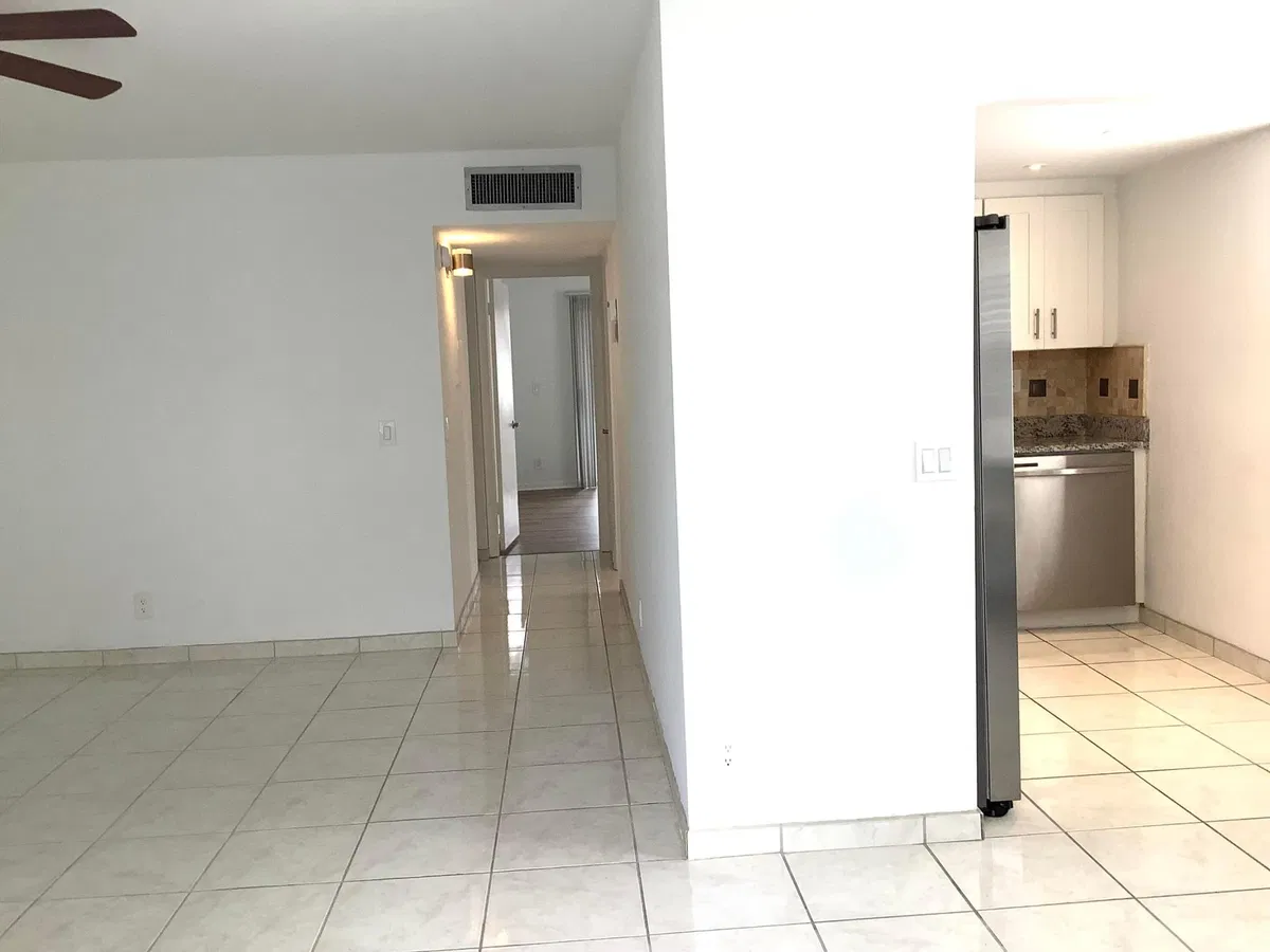 Residence photo 7