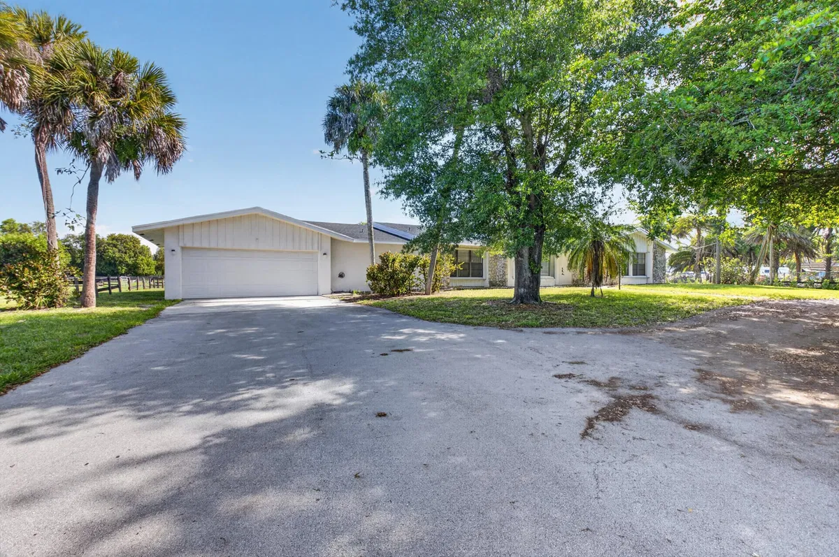  Residence photo 52