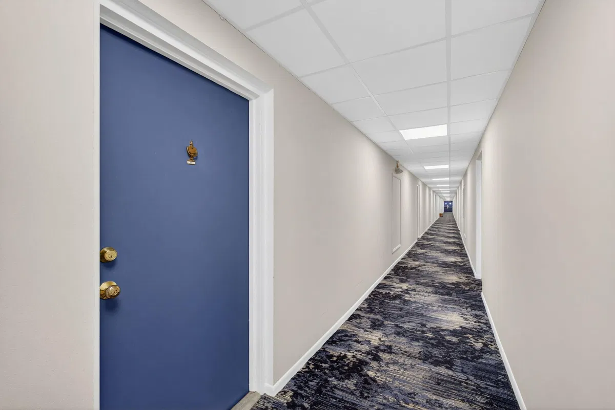  Unit 211 photo 28