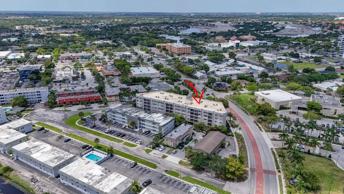  Unit 211 photo 40