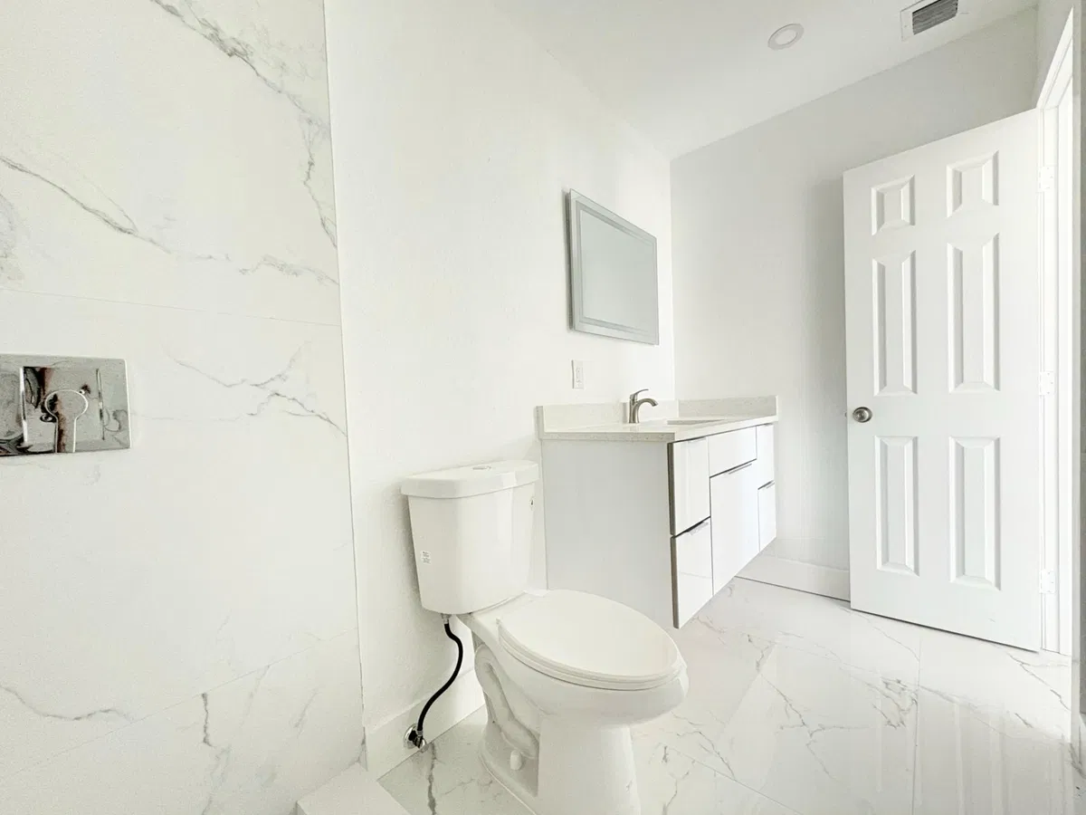 Residence photo 16
