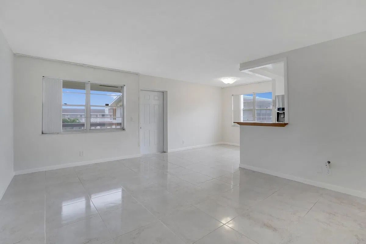 Residence photo 7