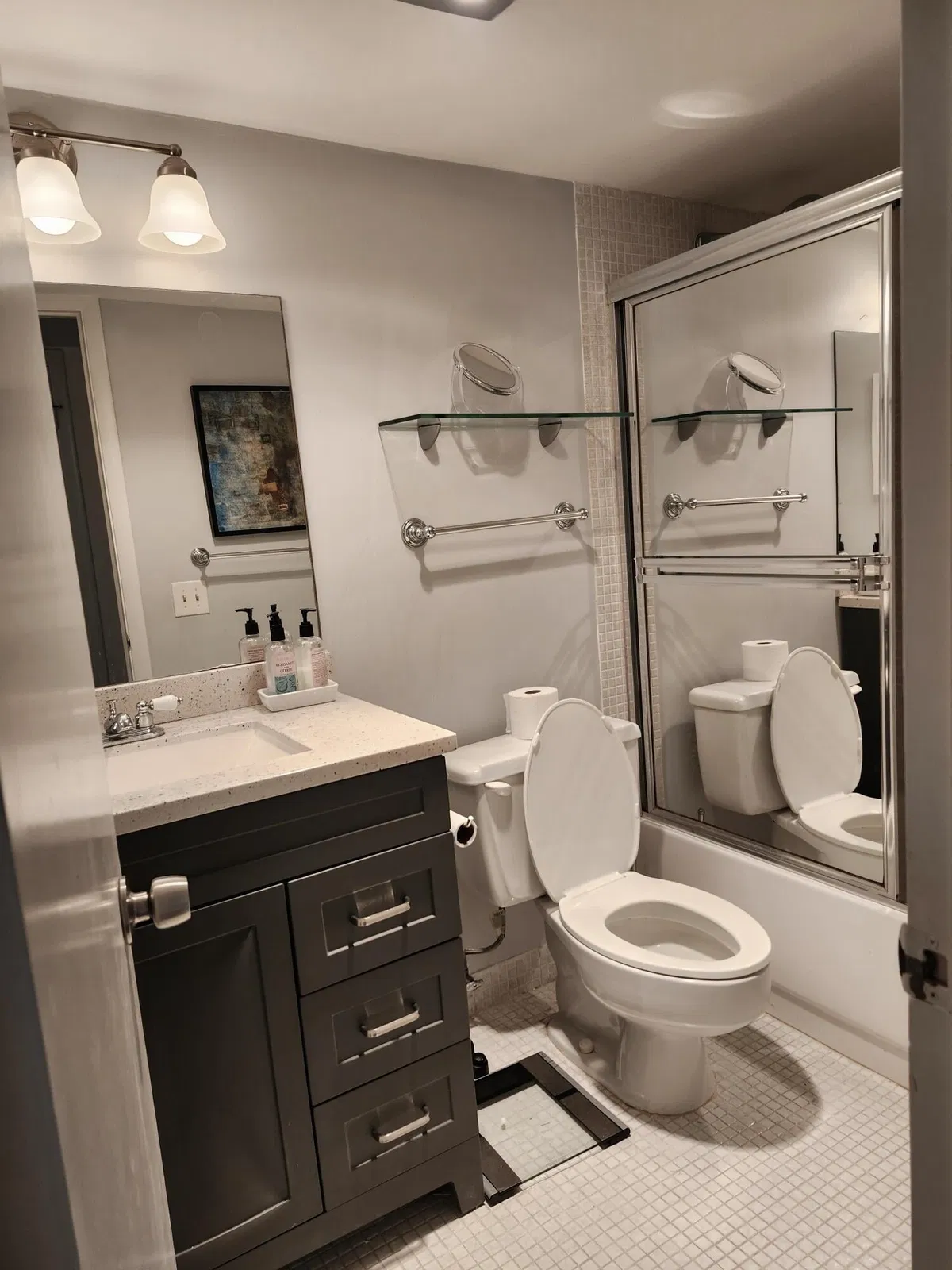 Unit 101 photo 13