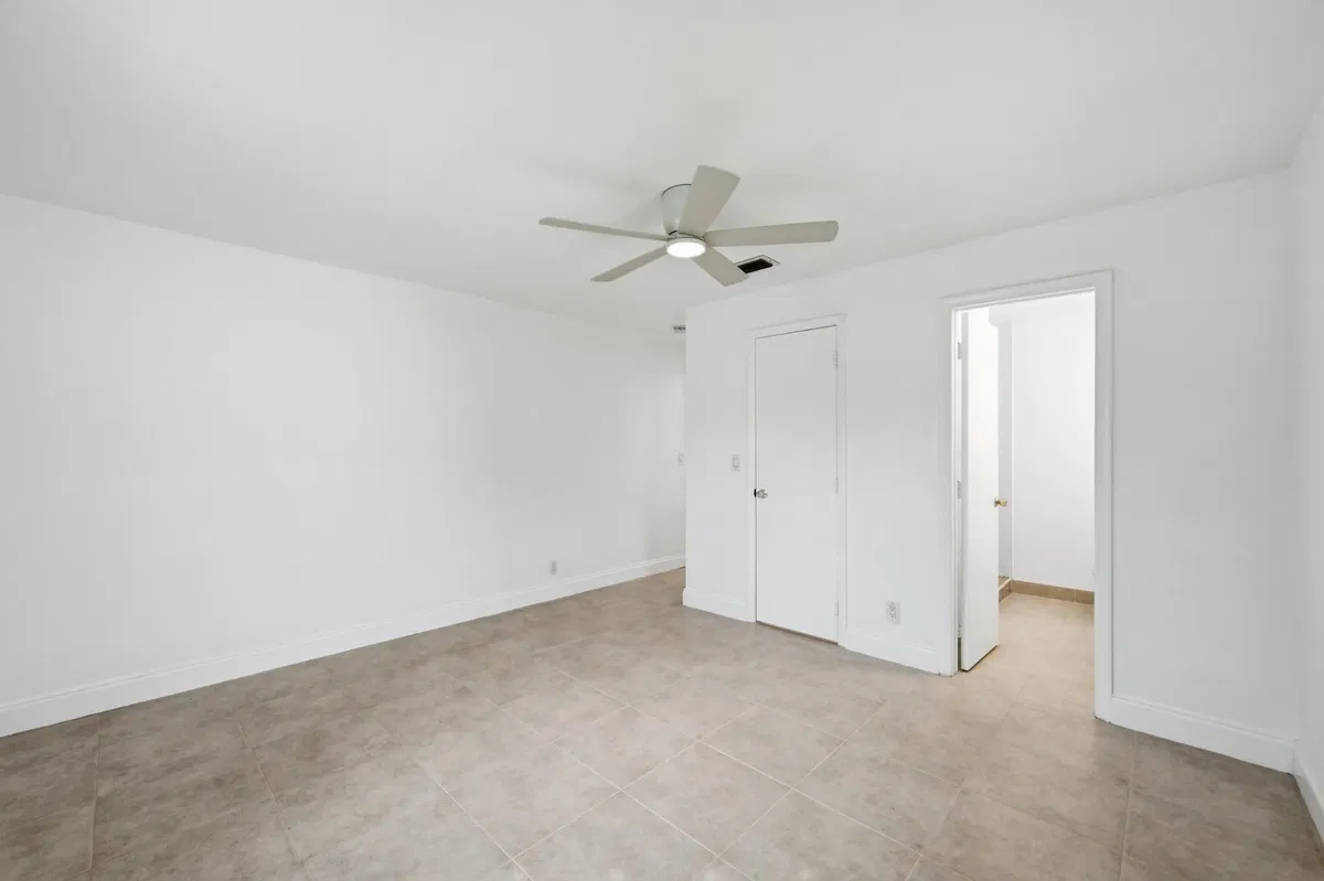 Residence photo 13