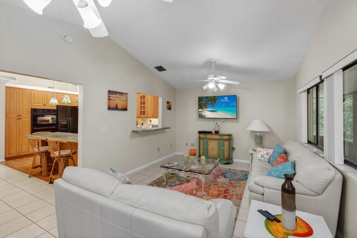 Residence photo 37
