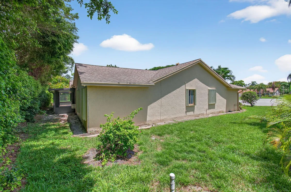 Residence photo 79