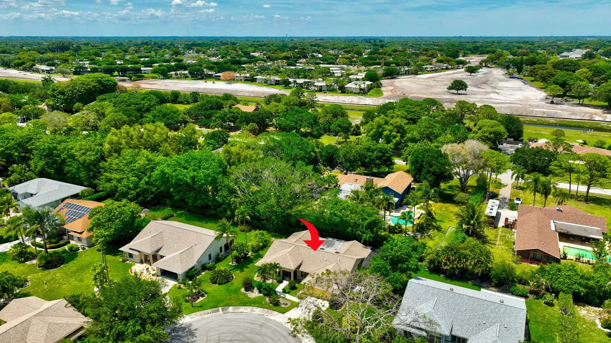 Residence photo 82