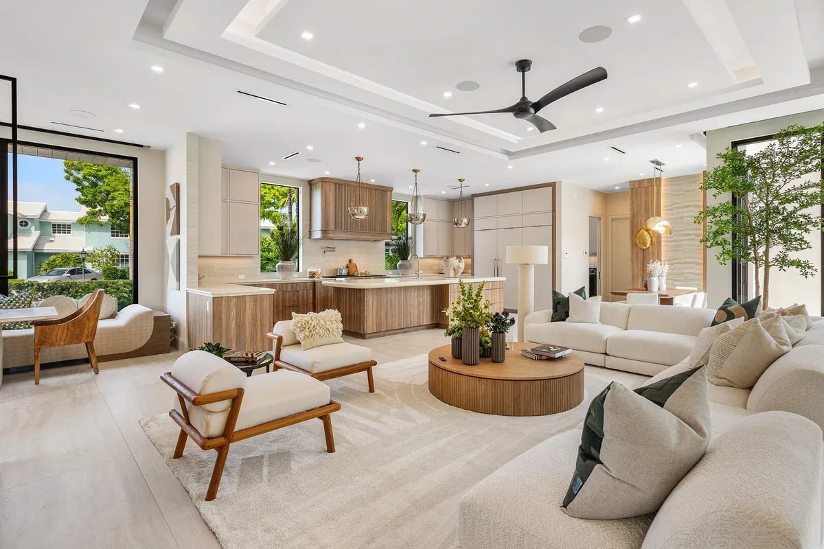 Royal Palm Yacht and Country Club Residence photo 16