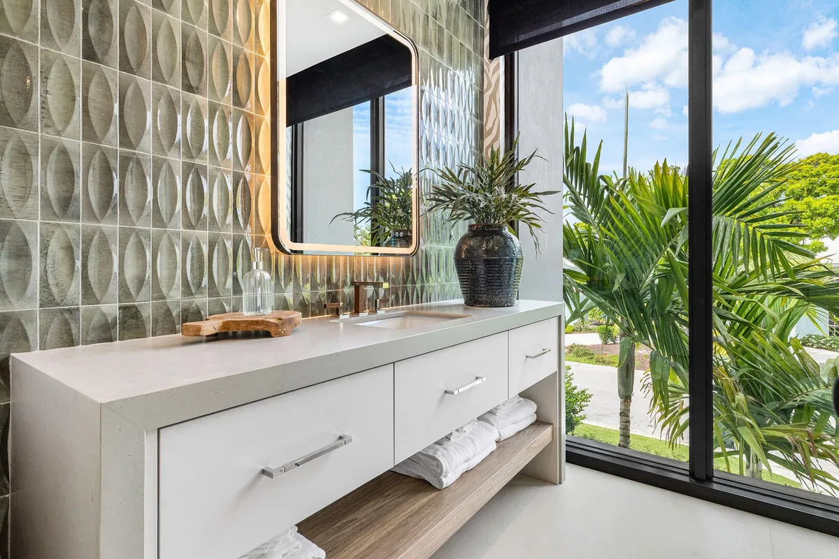 Royal Palm Yacht and Country Club Residence photo 52