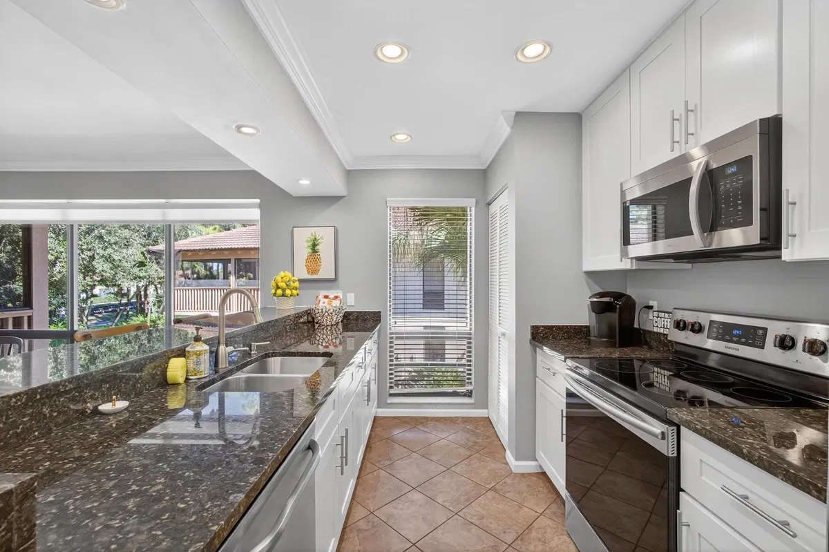 PGA National Palm Beach Gardens Residence photo 16
