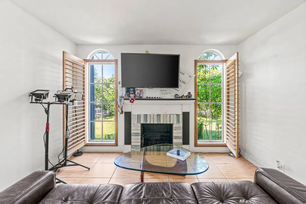 West Palm Beach Residence photo 16