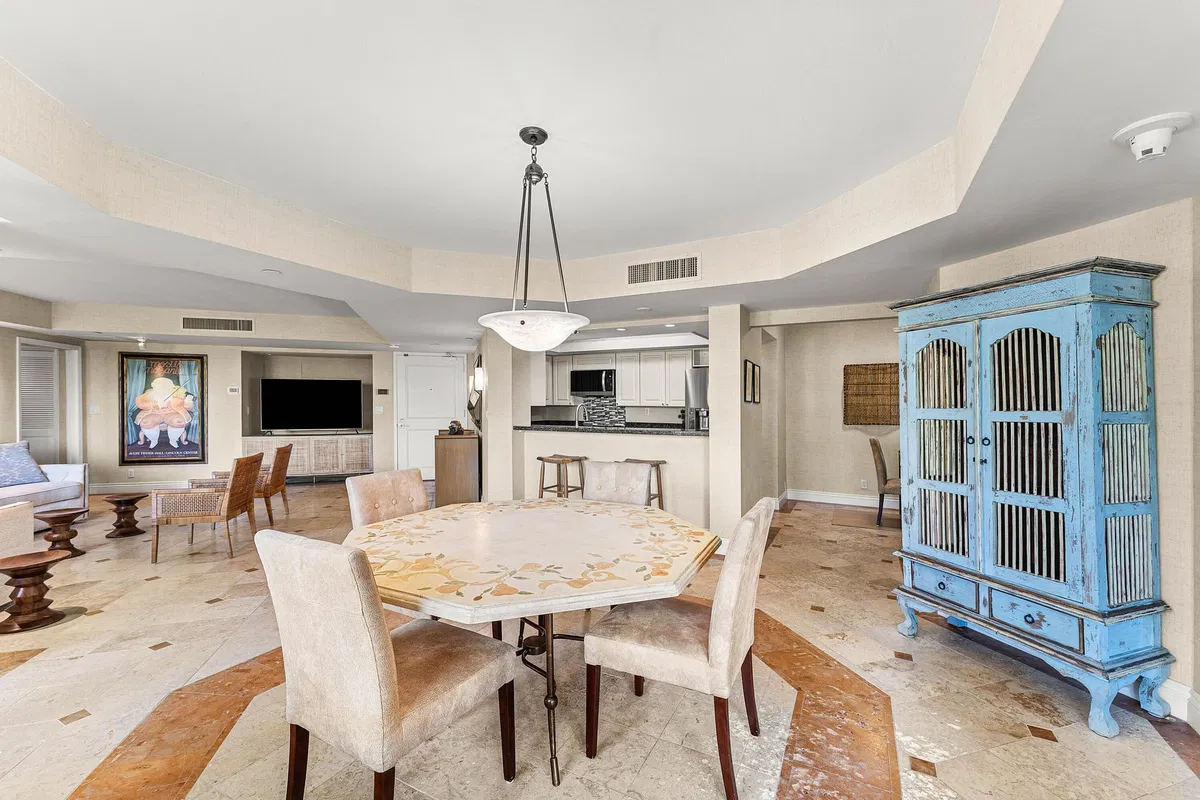Mizner Court Unit 410 photo 13
