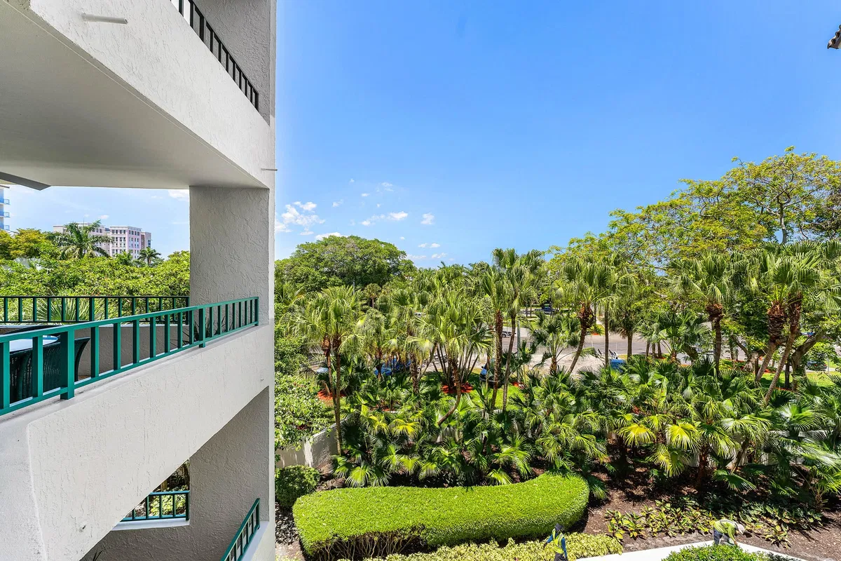 Mizner Court Unit 410 photo 43
