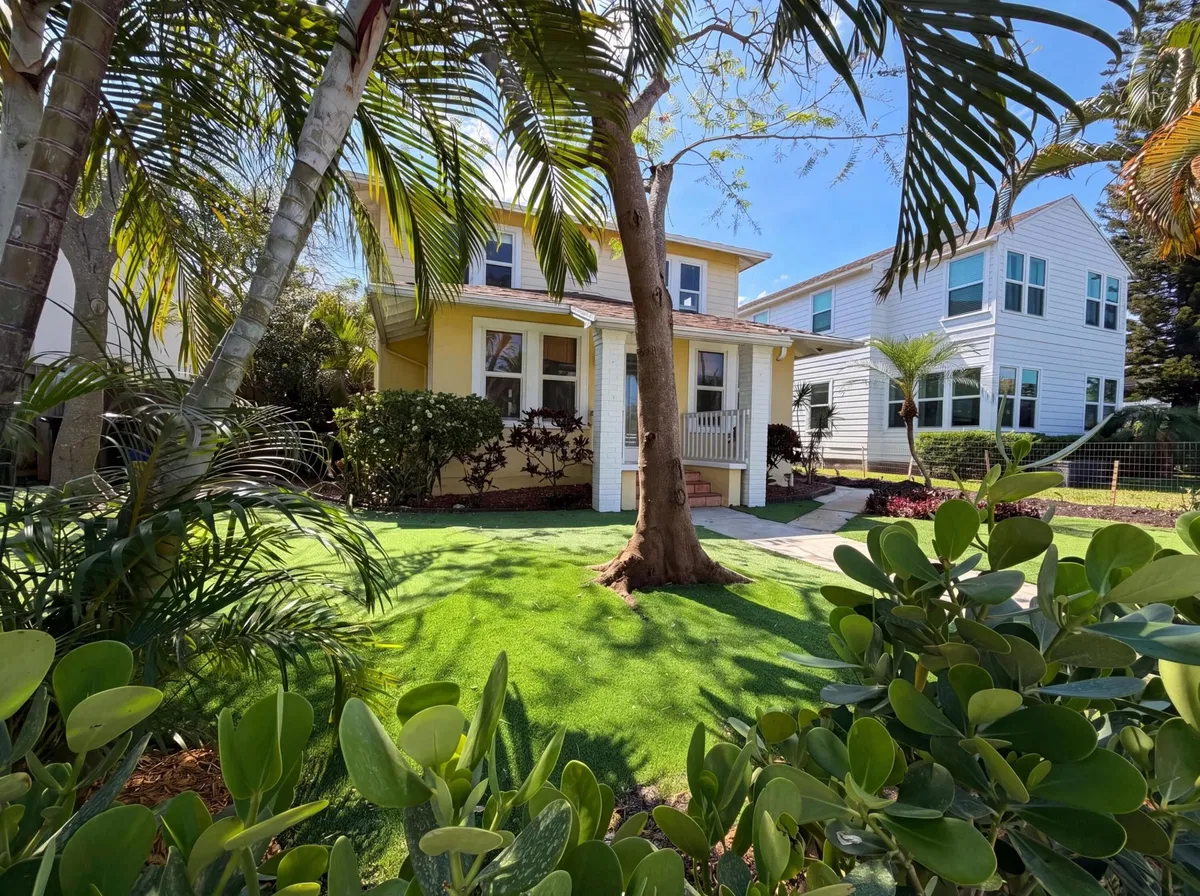 Residence photo 25
