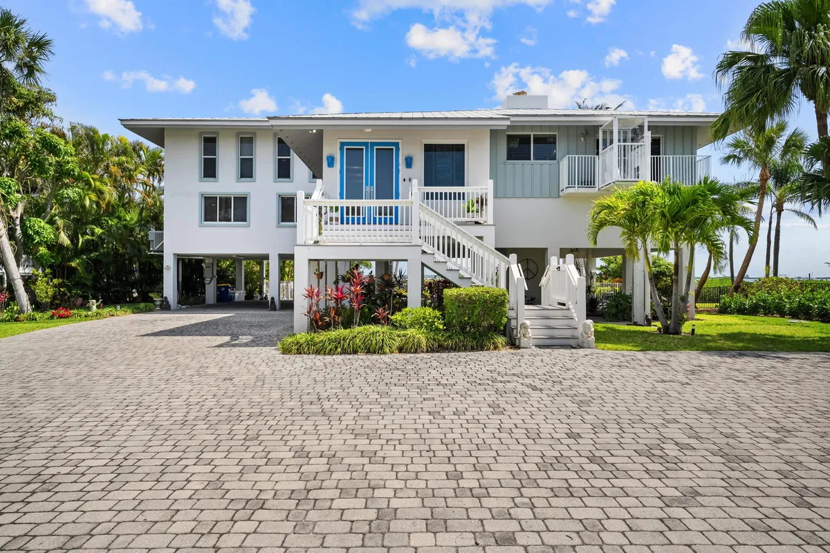 Sewall's Point Residence photo 16