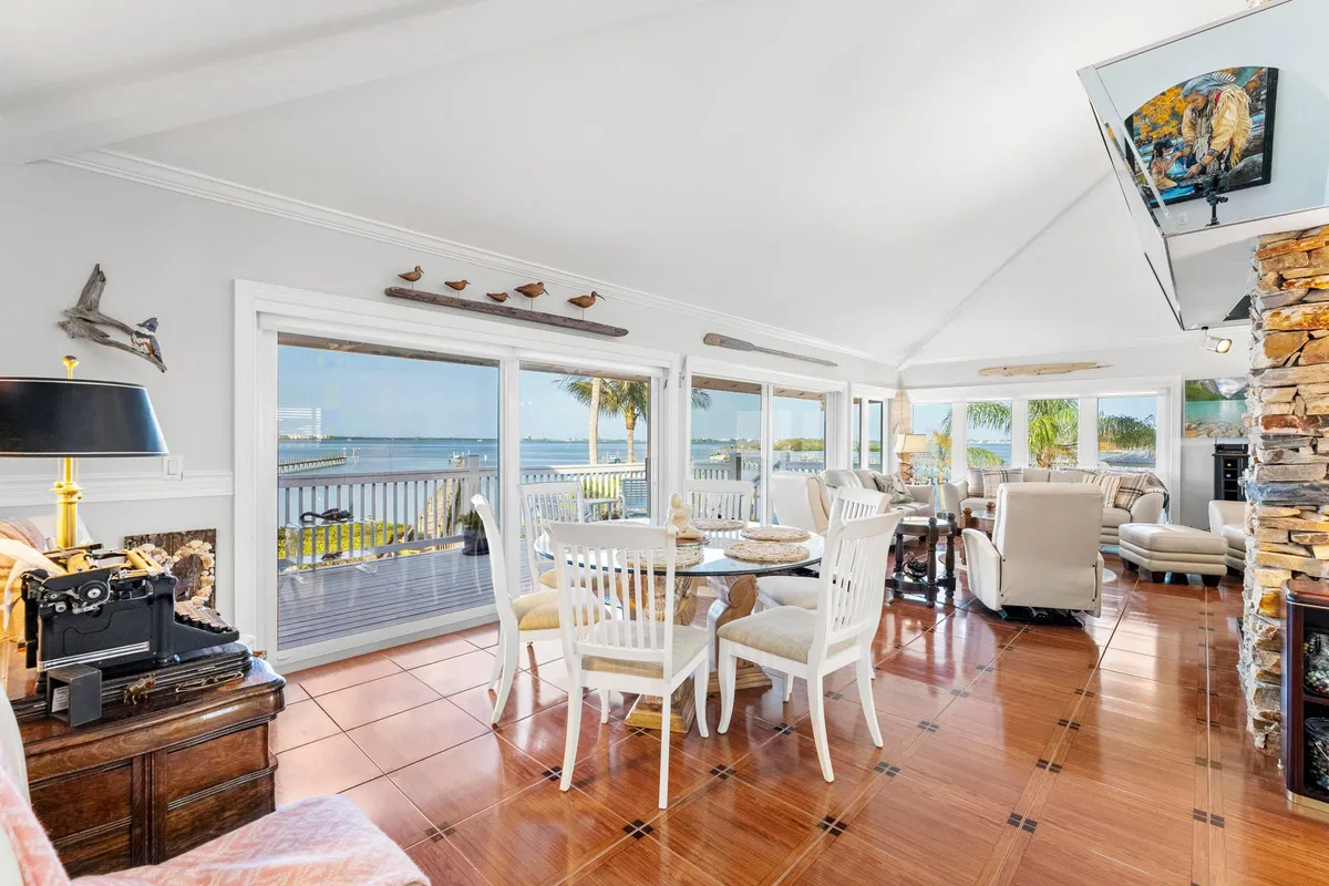 Sewall's Point Residence photo 22