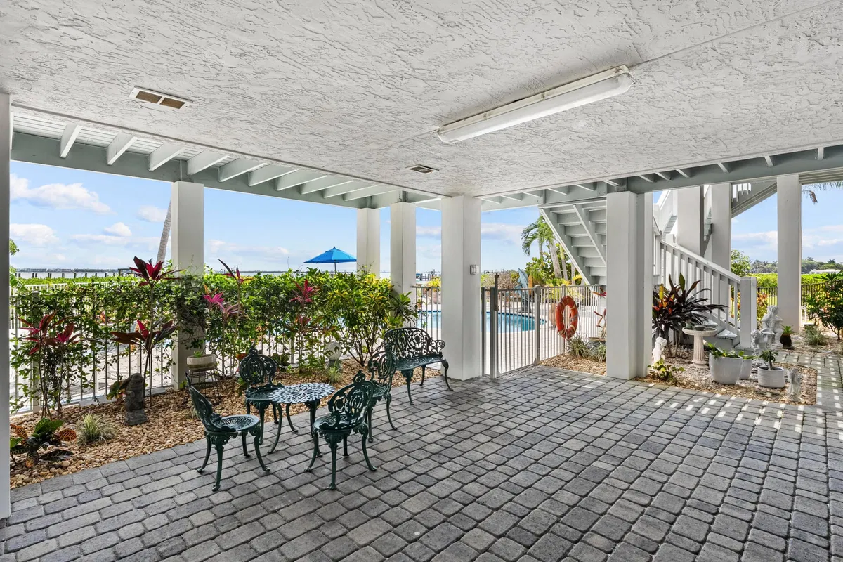 Sewall's Point Residence photo 61