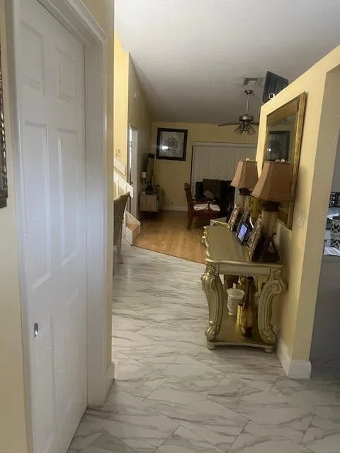 Residence photo 7
