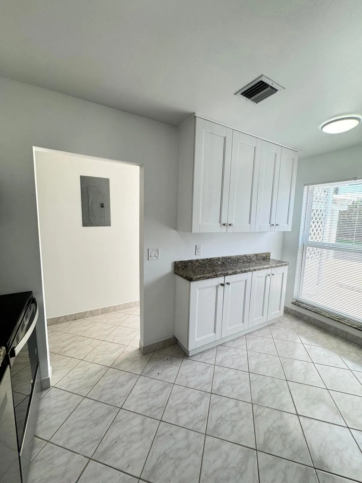 Residence photo 4