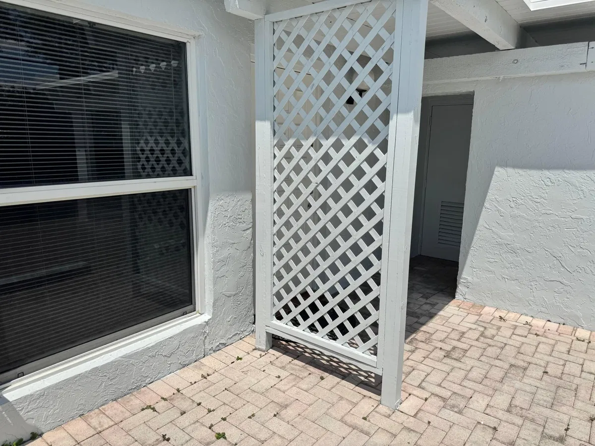 Residence photo 19