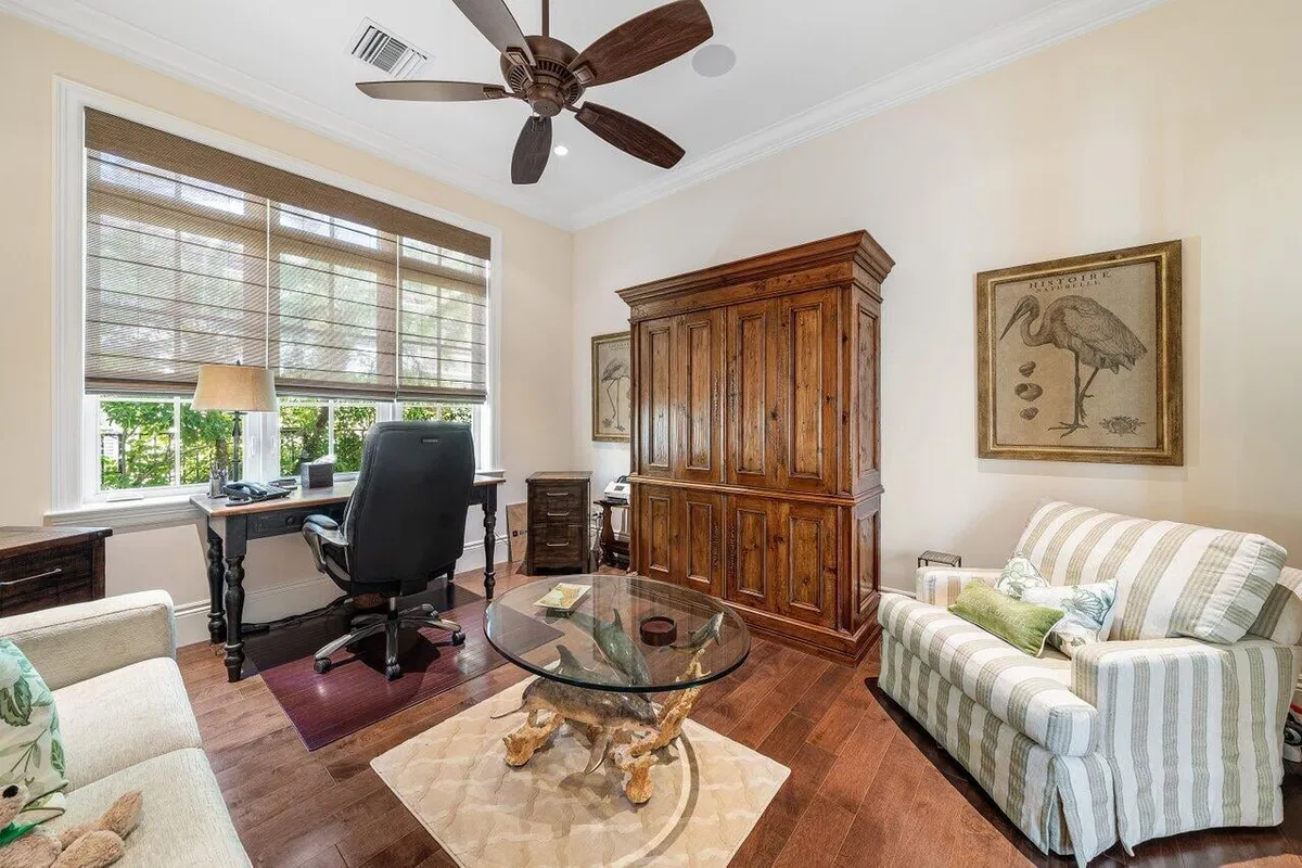 Admirals Cove Residence photo 22