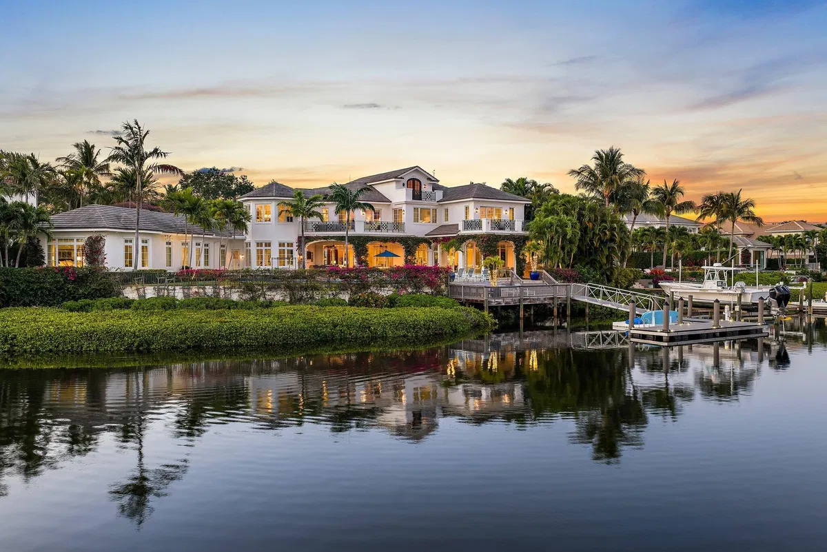 Admirals Cove Residence photo 55
