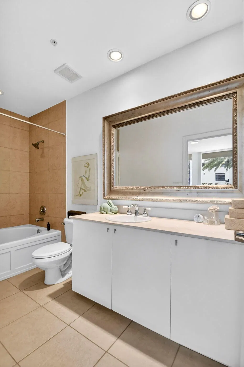 Villa Lofts Unit 304 photo 16