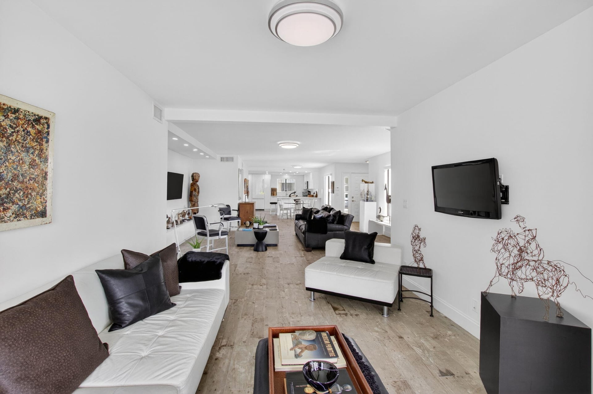 Unit 12601 photo 22