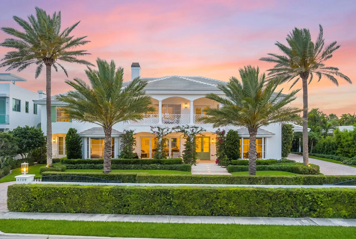 SoSo West Palm Beach Residence
