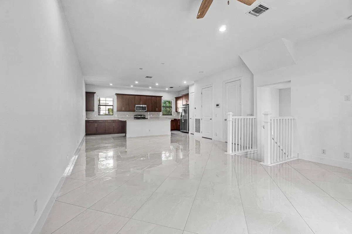 Alton Homes Palm Beach Gardens Residence photo 13