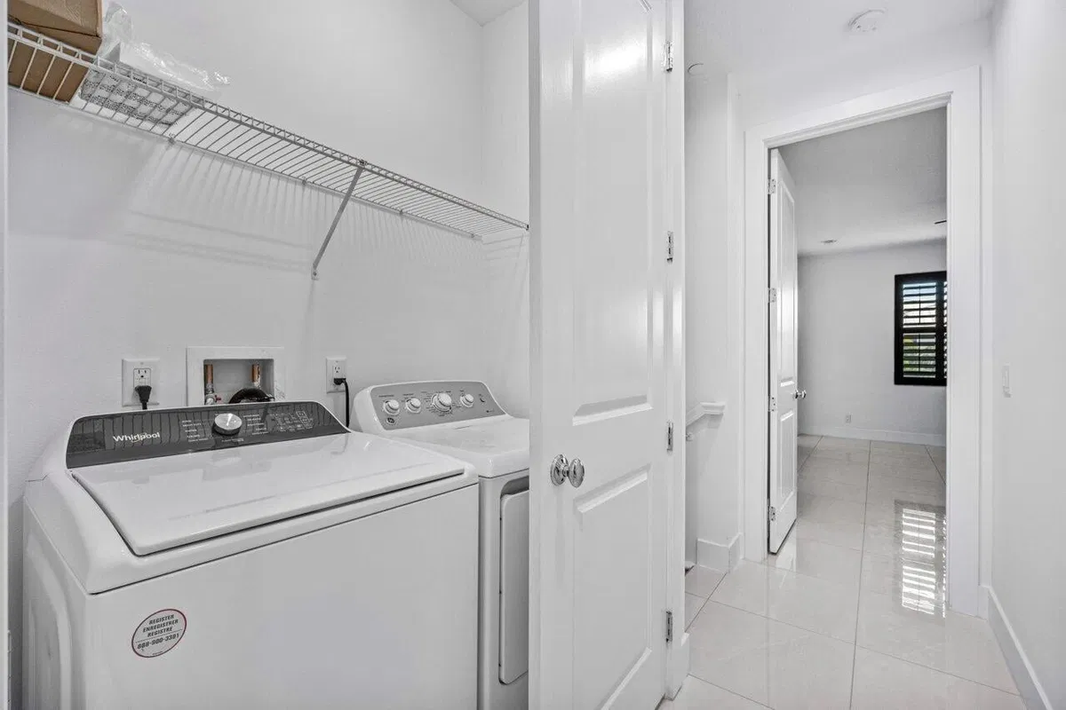 Alton Homes Palm Beach Gardens Residence photo 34