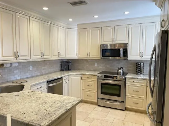 Residence photo 4