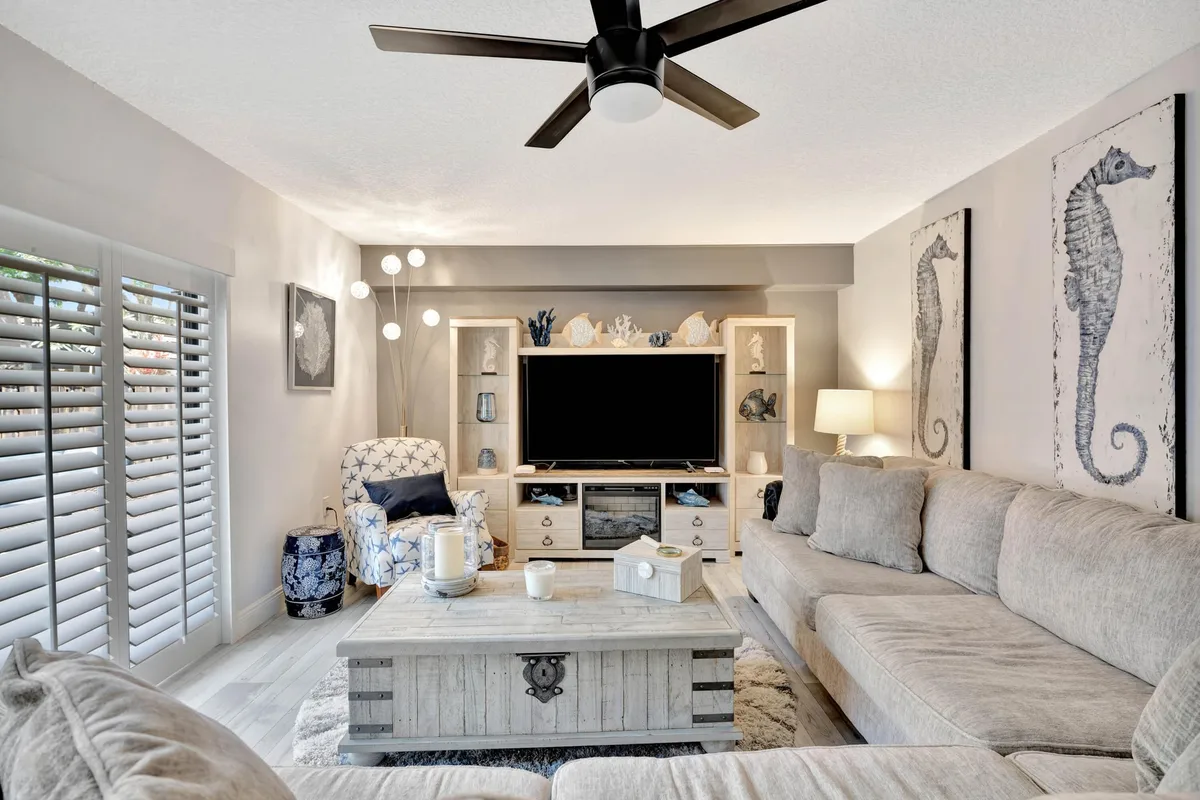 Residence photo 7
