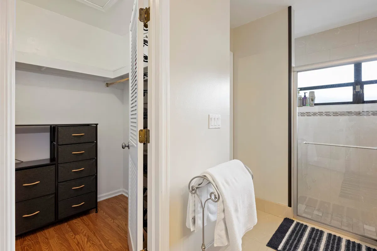 Residence photo 10