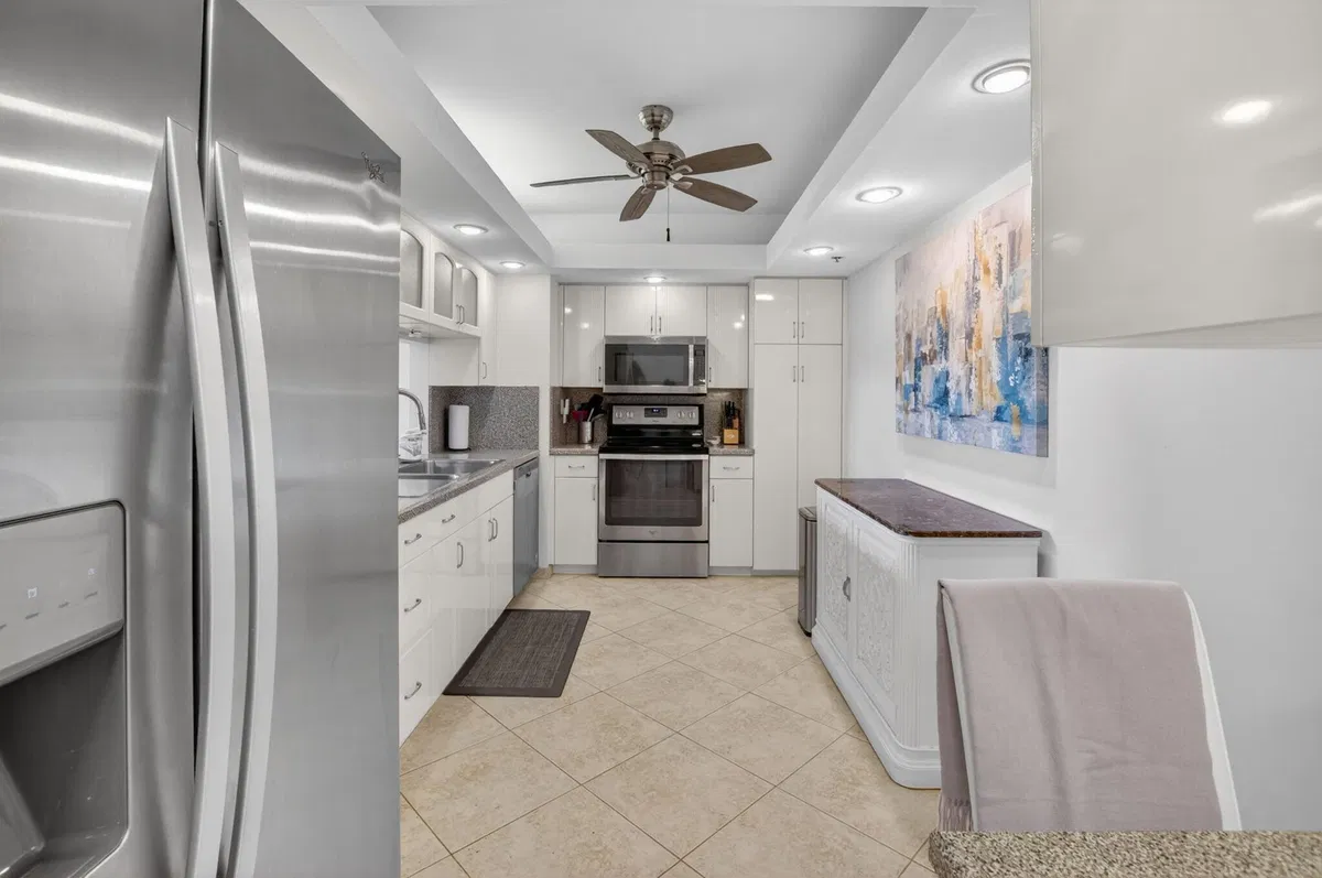 Le Club II Highland Beach Unit 301 photo 7