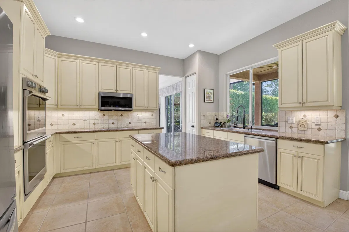 Saturnia Boca Raton Residence photo 19