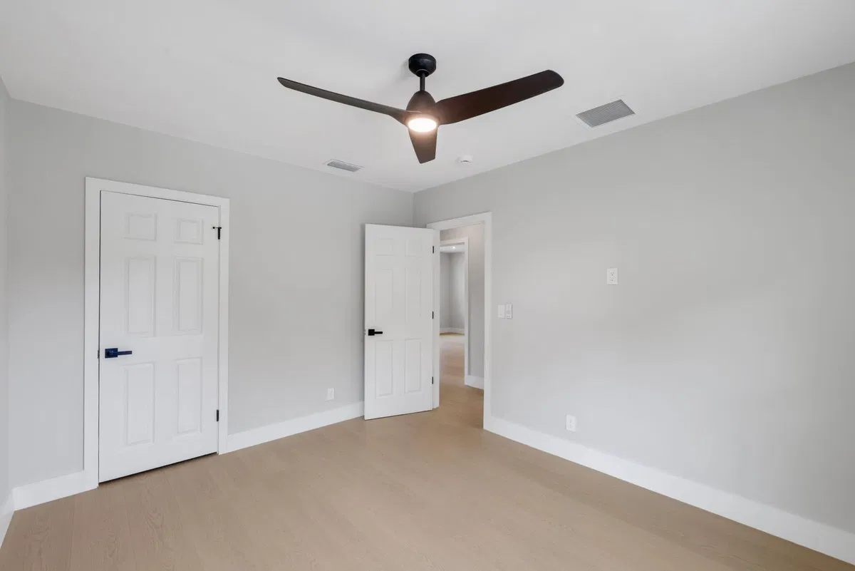 Residence photo 19