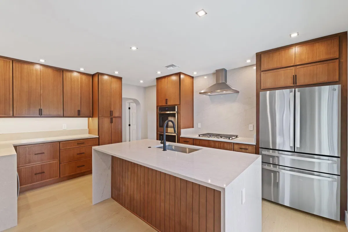 Residence photo 25