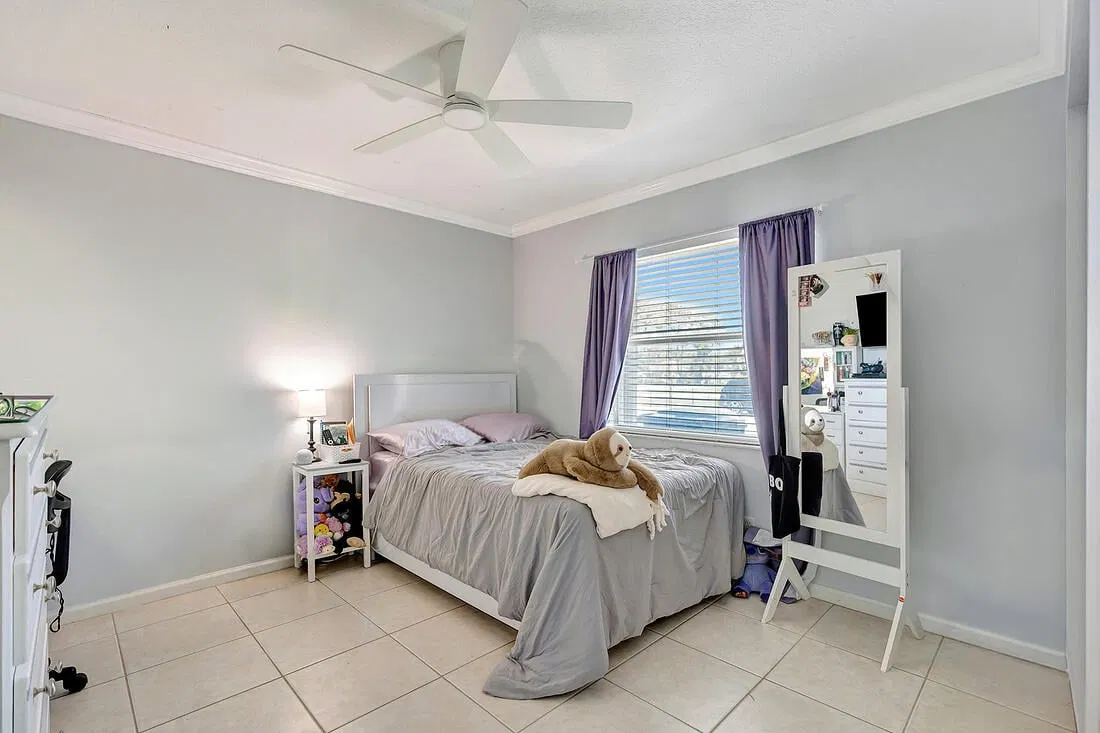  Residence photo 34