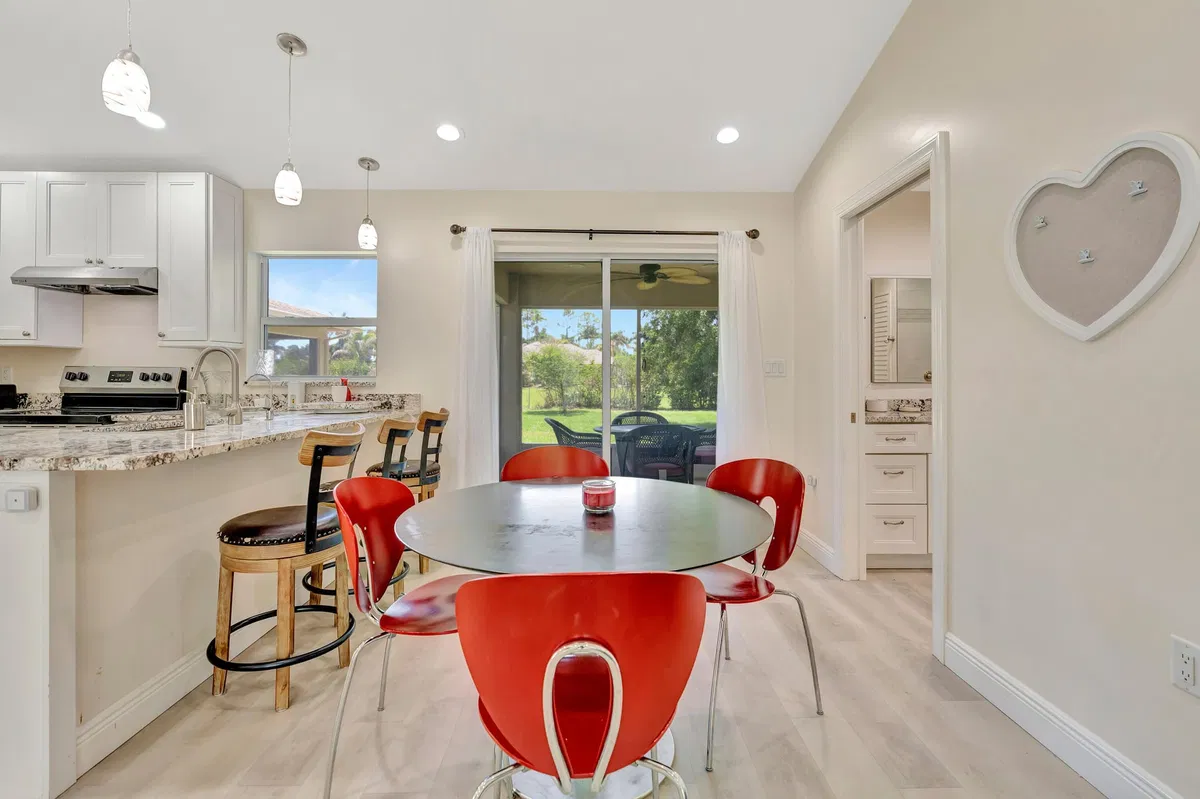  Residence photo 61