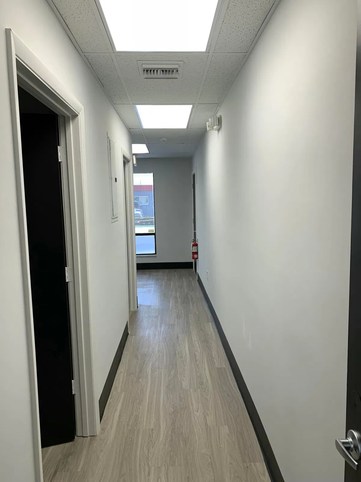 Unit 100-213 photo 16
