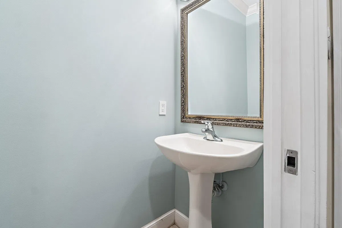  Residence photo 19