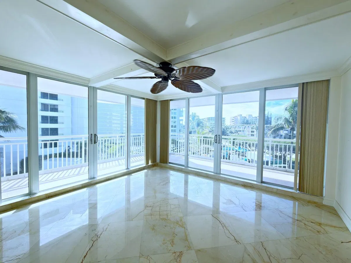 Barclay Condo Unit 410 photo 13