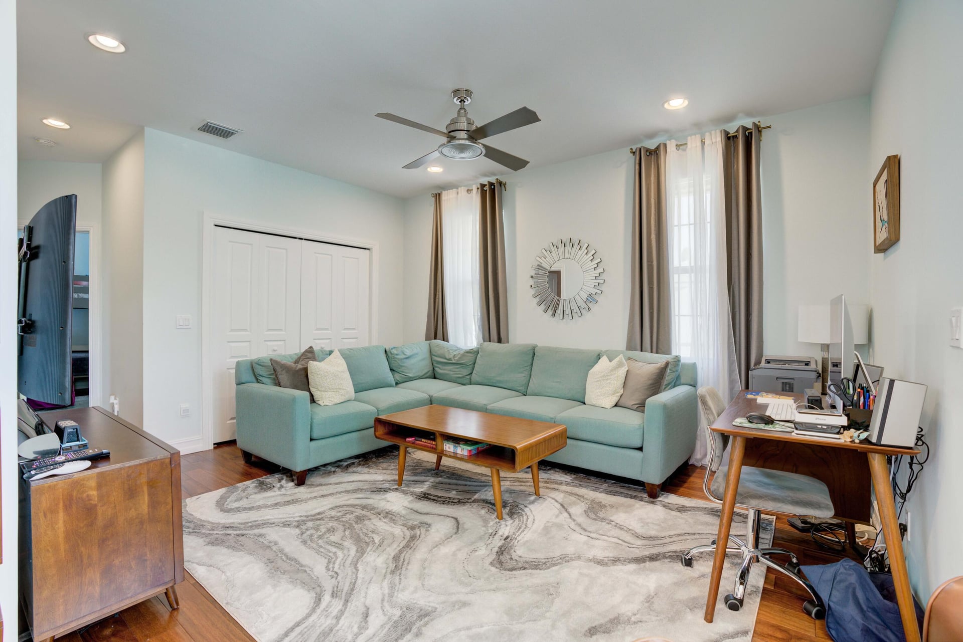 Residence photo 28