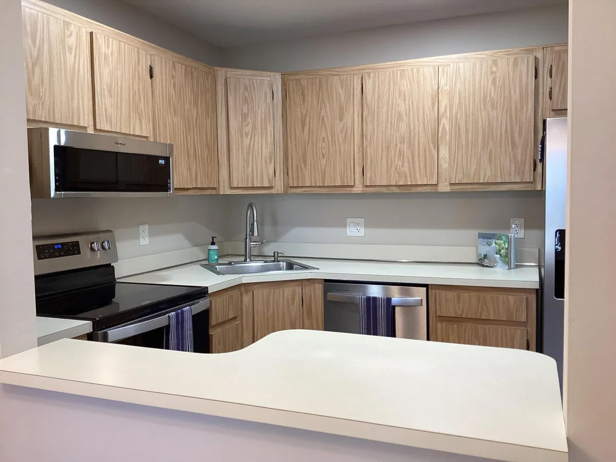 Unit B-2 photo 13