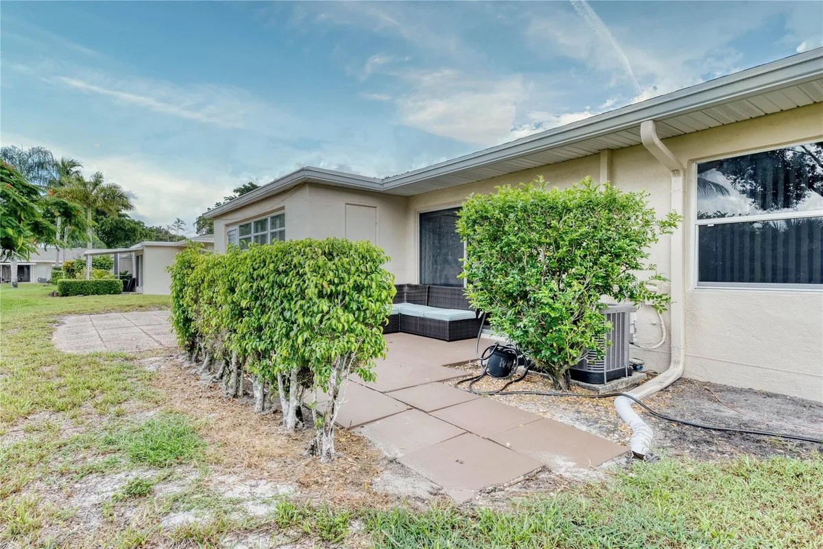  Unit 150 photo 16